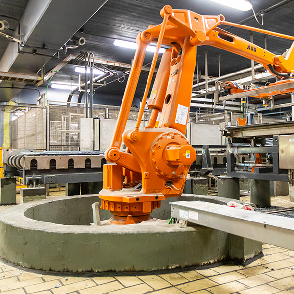 General Shareholders' Meeting Resolutions - April 28, 2025